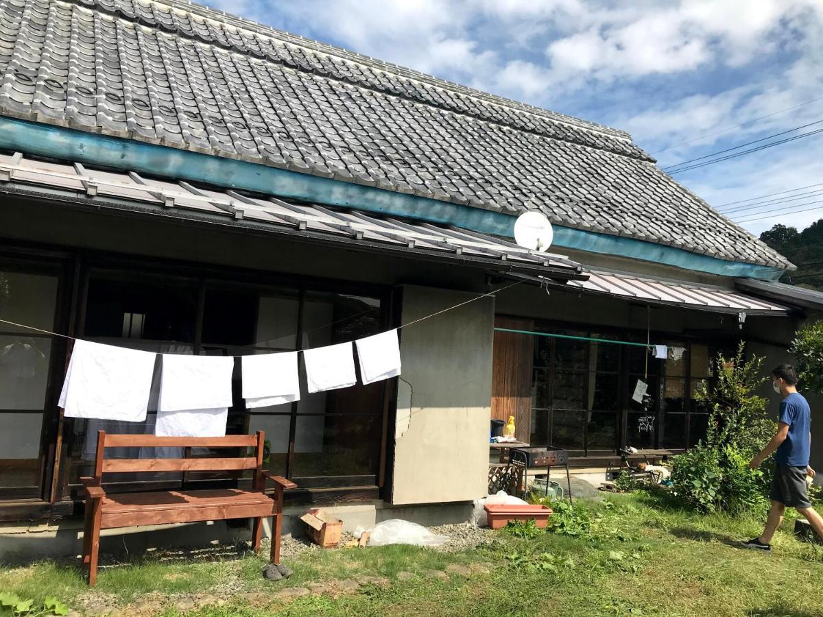 Guest House Yukari Tsuru Exterior foto